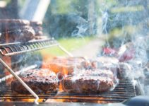 How To Use A Smoker Box On A Gas Grill- (6 Easy Steps)