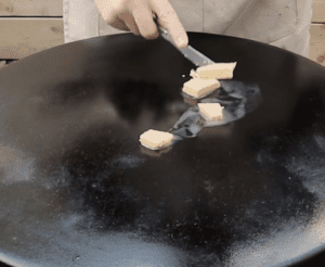 Classic Blackstone Smash Burgers With Smash Sauce - Grill Cuisines